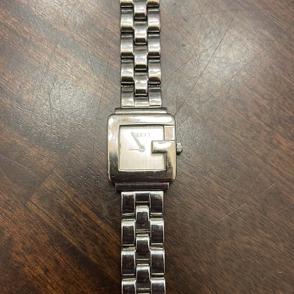 Vintage Gucci watch - Picture 2 of 4